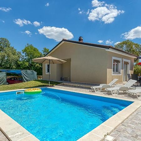 Holiday House Mir Kanfanar Εξωτερικό φωτογραφία